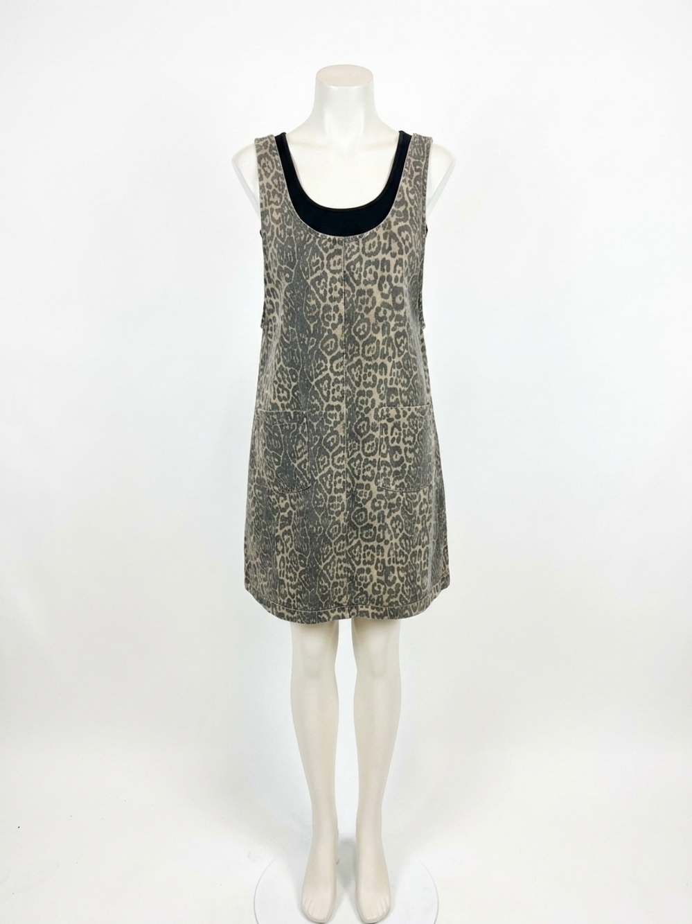 NEW ENTRO wild at heart denim dress in leopard